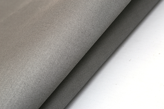 De Rook en de Brandgordijnstoffen van Grey Silicone Reinforced Fiberglass Fabric