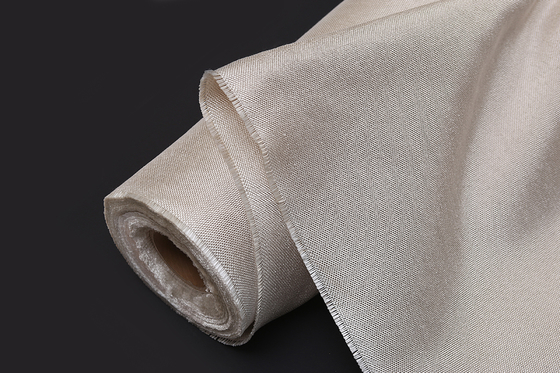 HT2025 Texturized van de het Lassenbrand van de Glasvezeldoek Algemeen Broodje dik 1mm 550 Graad