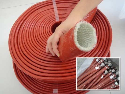 Van de het Siliconerubber Met een laag bedekte Glasvezel van de vlamweerstand de Hitteisolatie van Sleeving