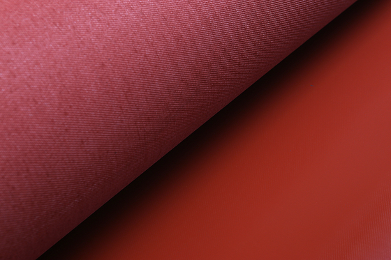 Het niet Brandbare Silicone Met een laag bedekte Rood van de Glasvezeldoek